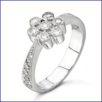 18k white ladies diamond ring 18k white ladies diamond ring